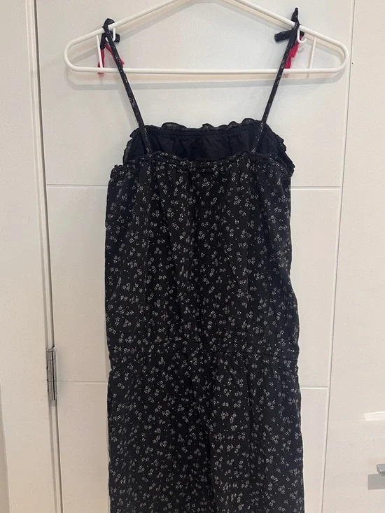 GAP Kids Black Floral Spaghetti Strap Romper - Picture 2 of 4